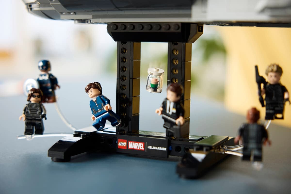 Save the Day with LEGO's New The Avengers S.H.I.E.L.D. Helicarrier