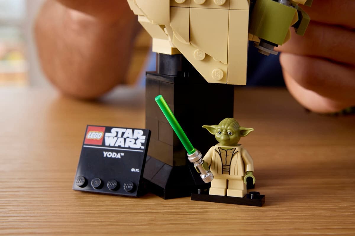 New LEGO Star Wars Yoda Bust Set Coming Soon from LEGO