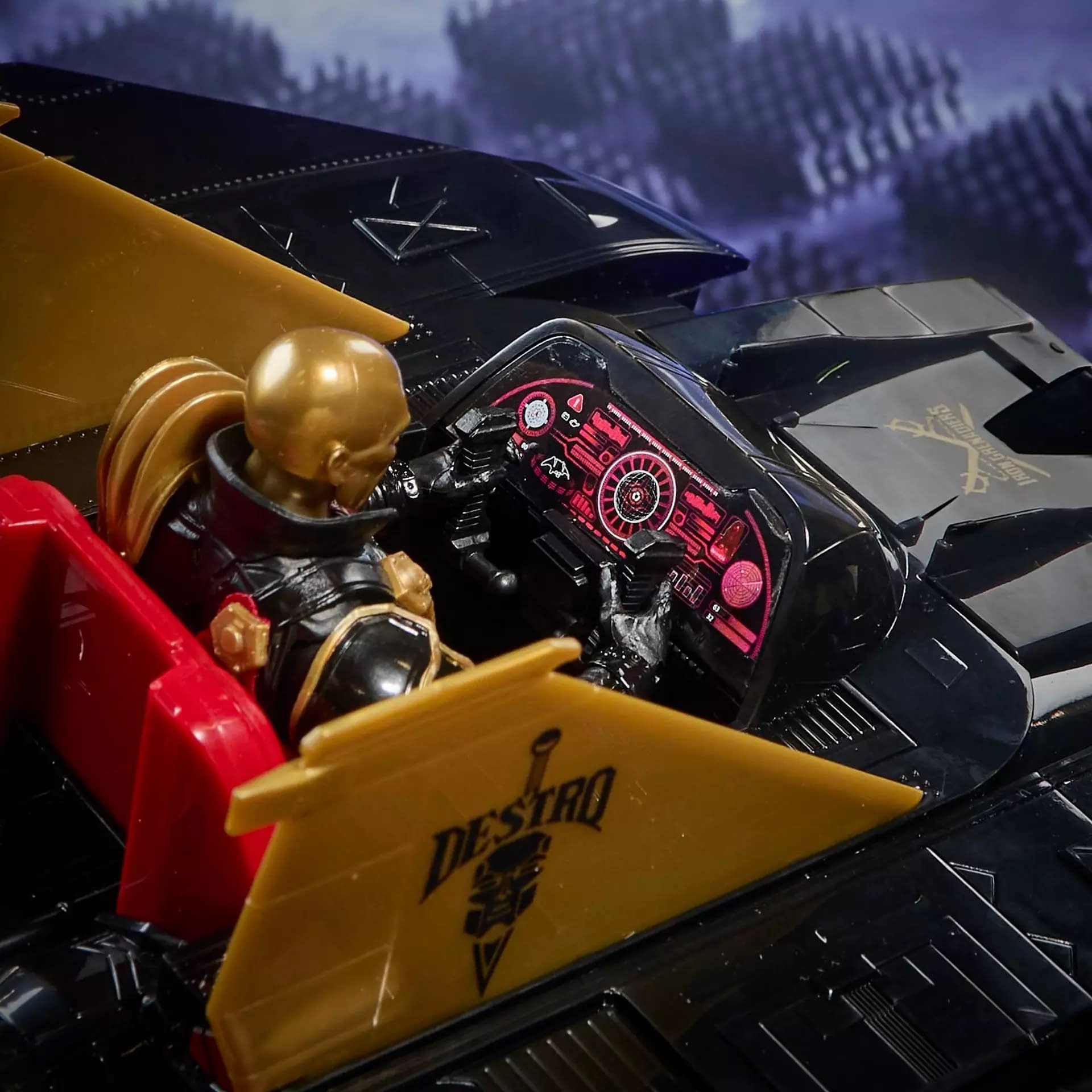 G.I. Joe Classified Series Destro & Iron Grenadier Despoiler Debuts