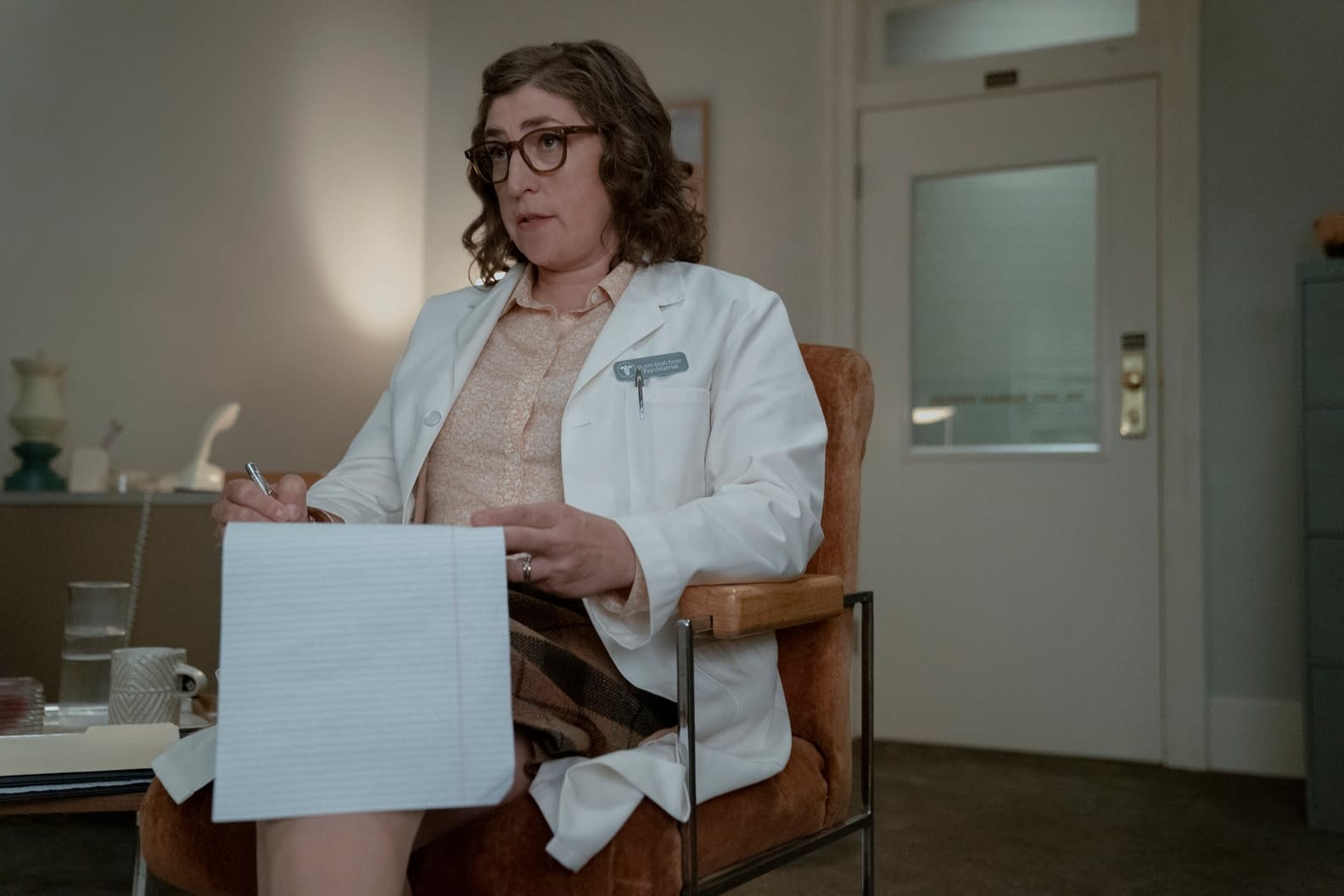 Stuart Fails to Save the Universe: Mayim Bialik on Amy Return & More