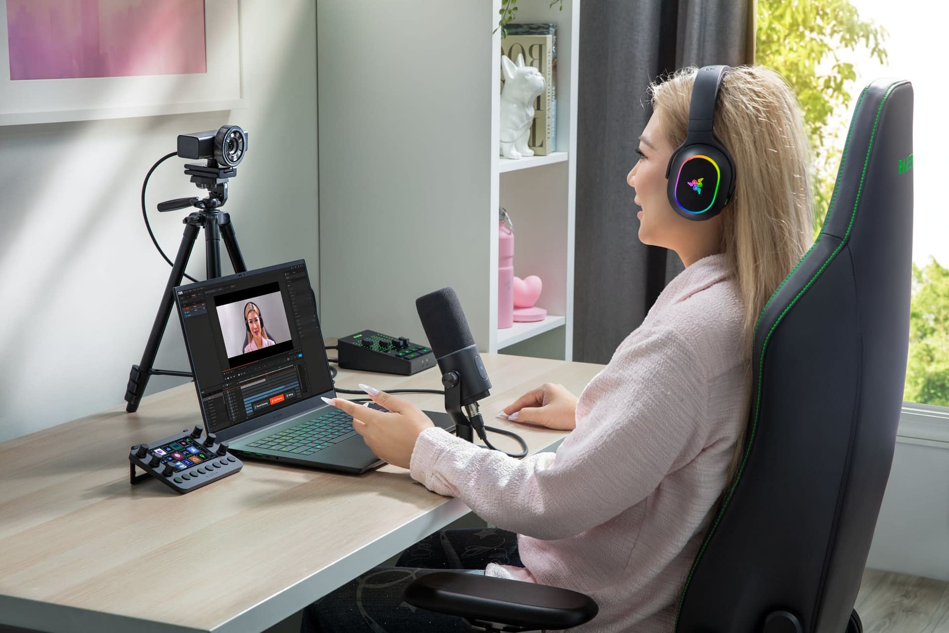 Razer Announces The New Kiyo V2 Pro 4K Webcam