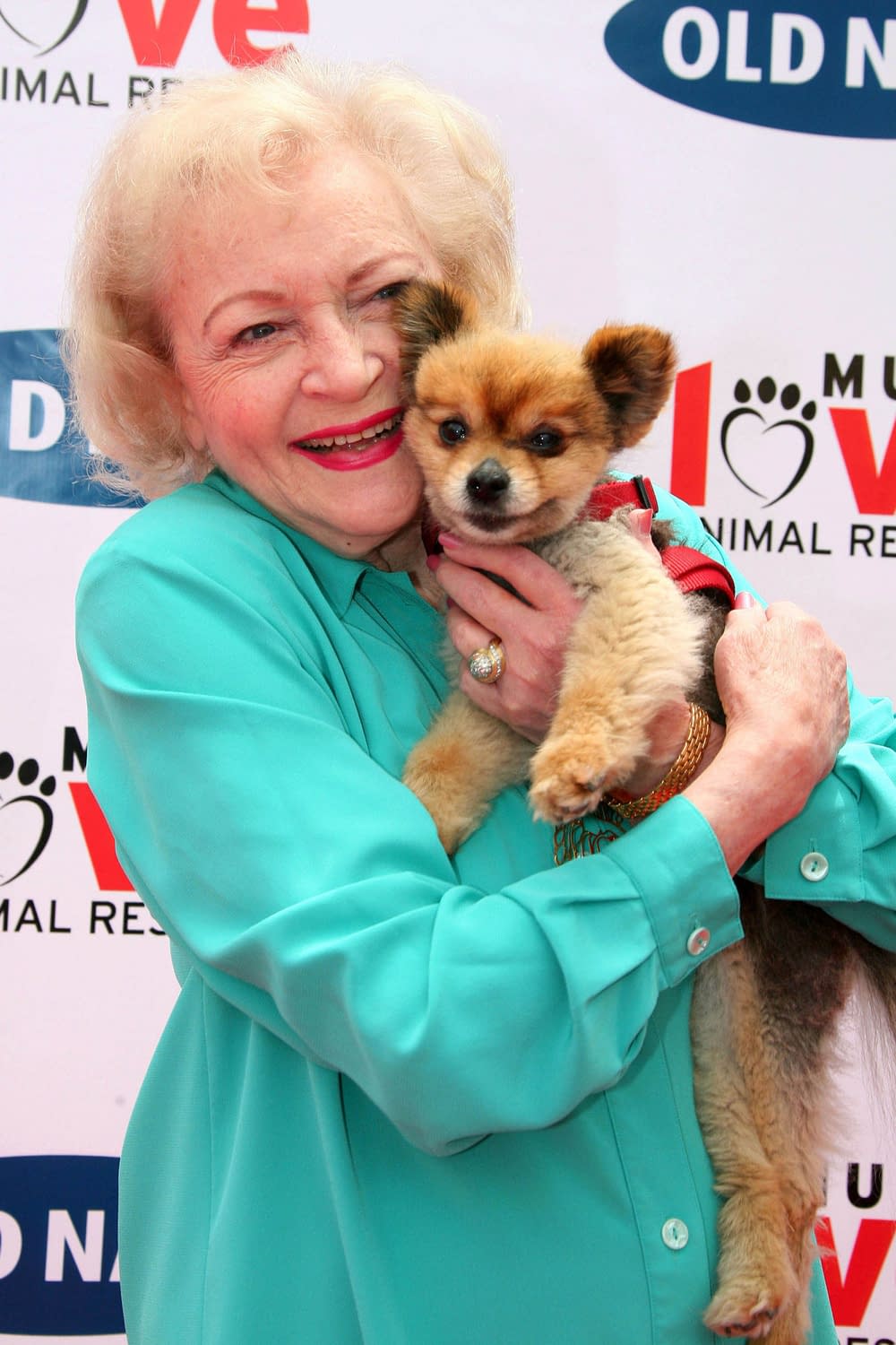 Betty White: 10 Things to Know About Our Birthday "Golden ...