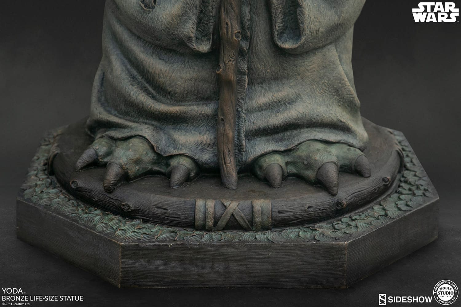 yoda bronze bronze statue by sideshow collectibles