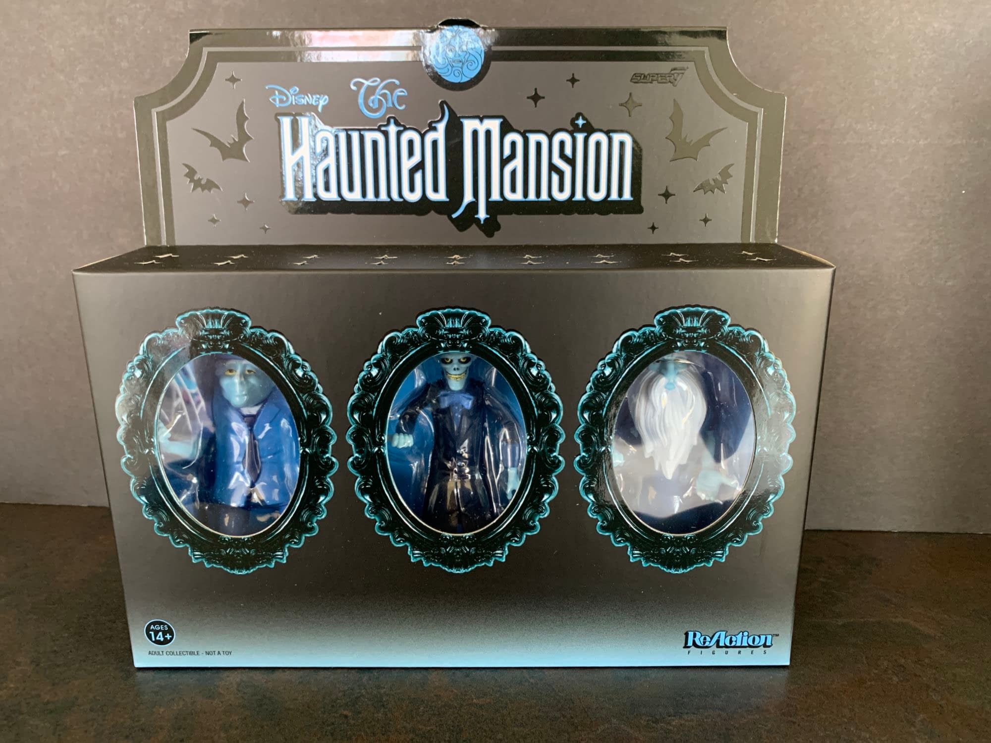 super 7 haunted mansion