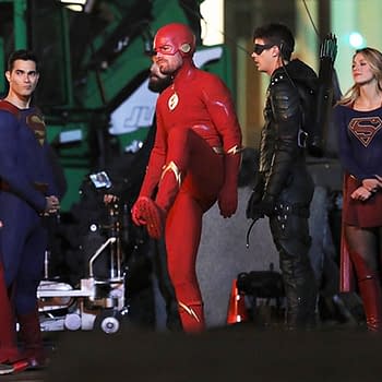 20 Photos From The CW's Arrowverse Crossover Event, "Elseworlds"