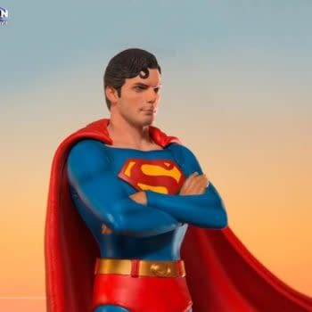 Iron Studios Superman Statue 6