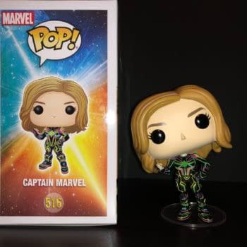 Let’s go Cosmic with Captain Marvel’s Neon Suit Funko Pop! [Review] 