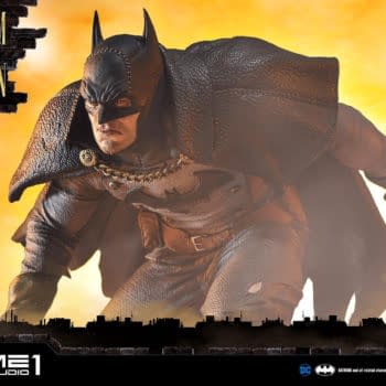 Gaslight Batman Returns with New Variant Statue from Prime 1 Studio