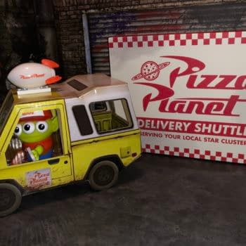 Toy Story Pizza Planet Alien Delivers Pizza with Mattel SDCC