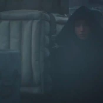 This is the first screencap of Sasha Banks in The Mandalorian Season 2 trailer. This is the first time we see Sasha in the trailer so it is obviously the best screencap.