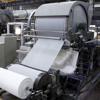 Paper mill machine, photo by LI CHAOSHU / Shutterstock.com.