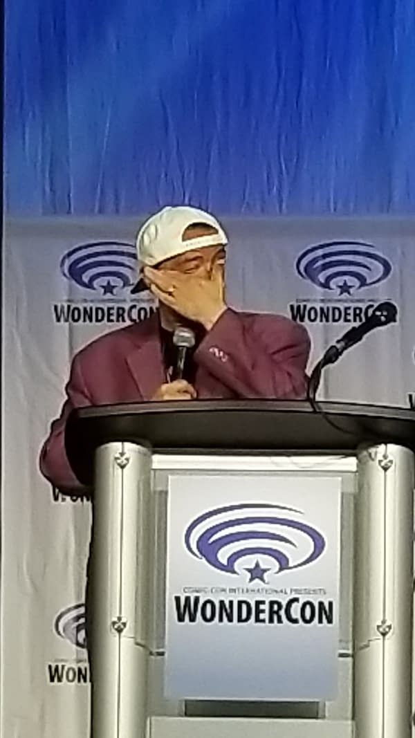 Kevin Smith Gets Emotional Discussing Bruce Willis: WonderCon 2022