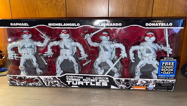Playmates Brought Some Heat To FCBD with Special TMNT 4-Pack Set