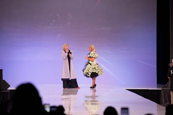 New Doctor Who Jodie Whittaker Surprises 'Her Universe' Fashion Show at SDCC