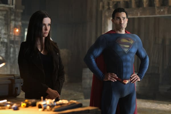 Superman &#038; Lois Season 2 Cast Take Viewers on Behind the Scenes Tour