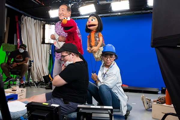 Jim Lee Appears With Ji-Young On Sesame Street On Thanksgiving Day