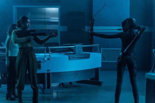 The Flash "Armageddon Part 5": Mia Queen Is One Unhappy Green Arrow