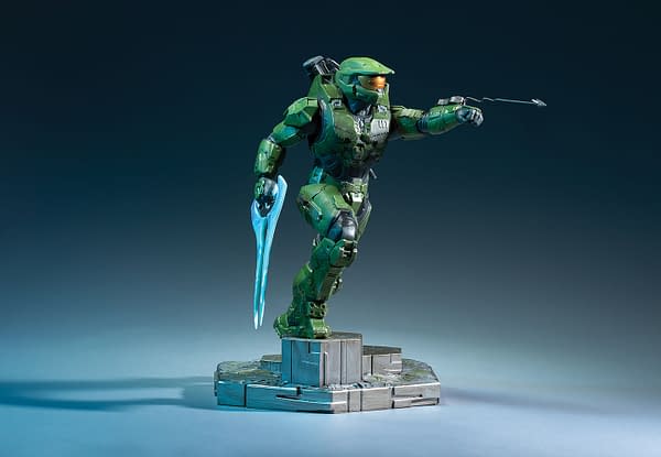 Master Chief receives a new Halo Infinite statue from Dark Horse