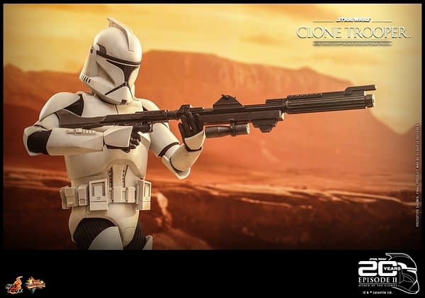 Star Wars Phase 1 Clone Trooper Deloys with New 1/6 Hot Toys Figure 