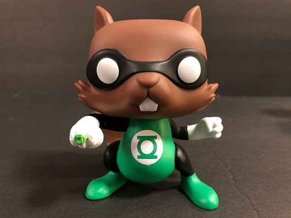 Unboxing the DC Legion of Collectors Green Lantern Funko Box