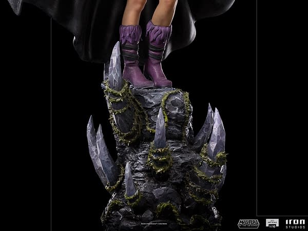 Masters of the Universe Evil-Lyn Casts a Spell with Iron Studios 