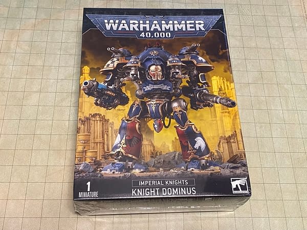 The front of the box for the Knight-Dominus, an Imperial Knight unit from Warhammer 40k, a tabletop wargame by Games Workshop.