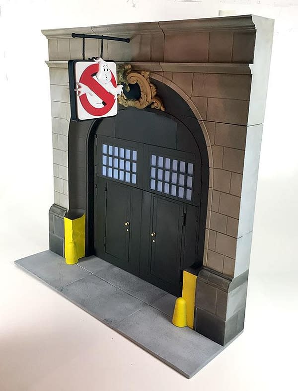 Real Ghostbusters Diamond Select Firehouse Diorama 1