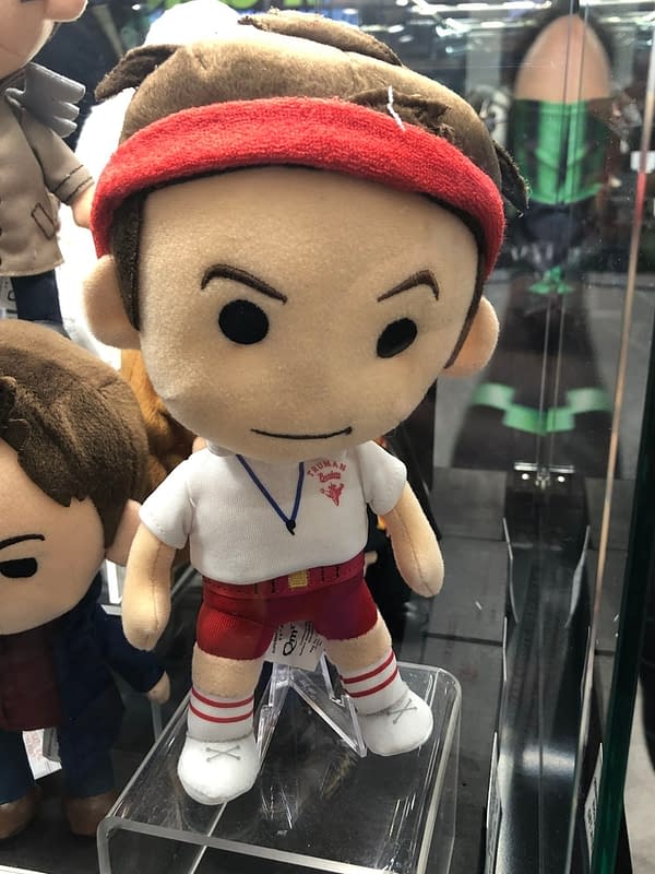 70 Pictures from the Quantum Mechanix Booth at SDCC – Q-Figs, Star Trek, Pennywise!