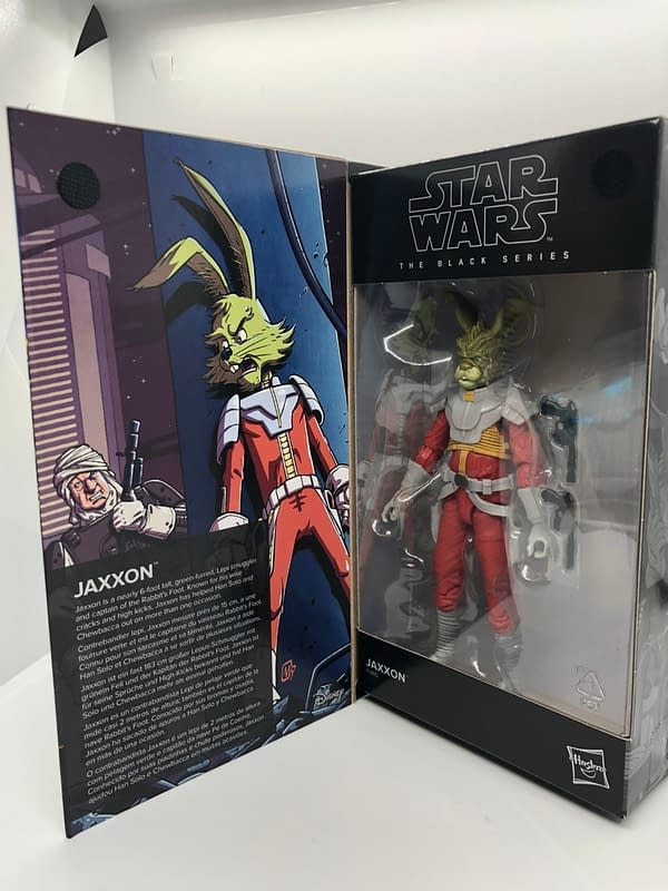 In-Hand Look At Hasbro's Star Wars Darth Maul and Jaxxon Figures