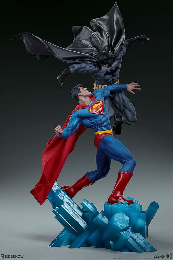 Superman Vs Batman Diorama Statue Sideshow 2