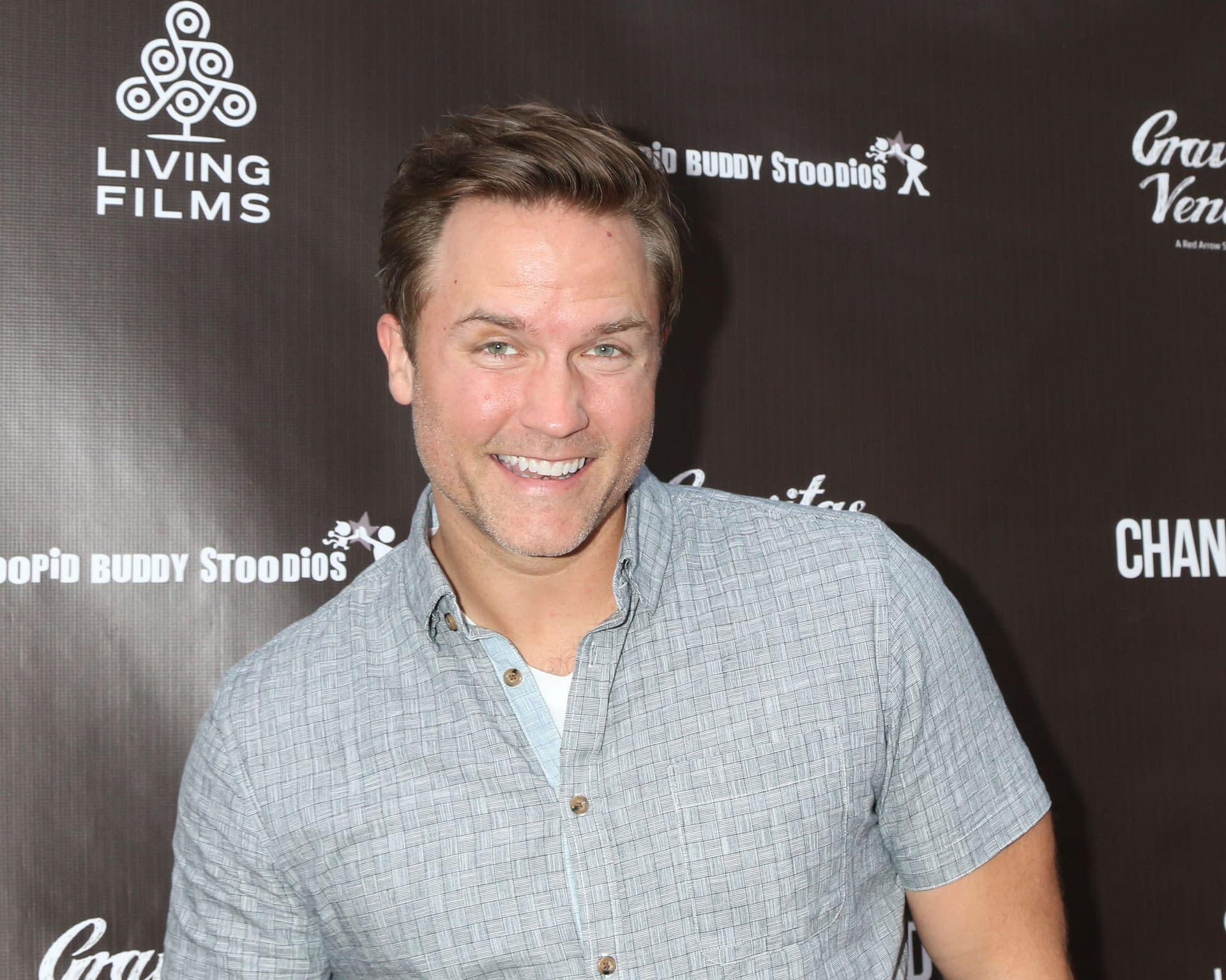 Next photo of Scott Porter