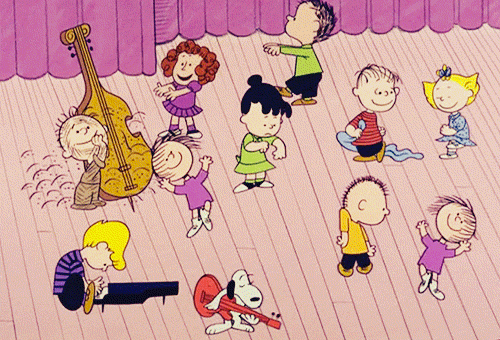 Apple Lands Rights To New Peanuts Content Snoopy S An Iphone User
