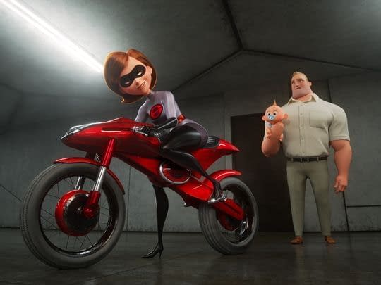 Incredibles 2 Will Have Elastigirl "Loving" Being a Hero and a Mom