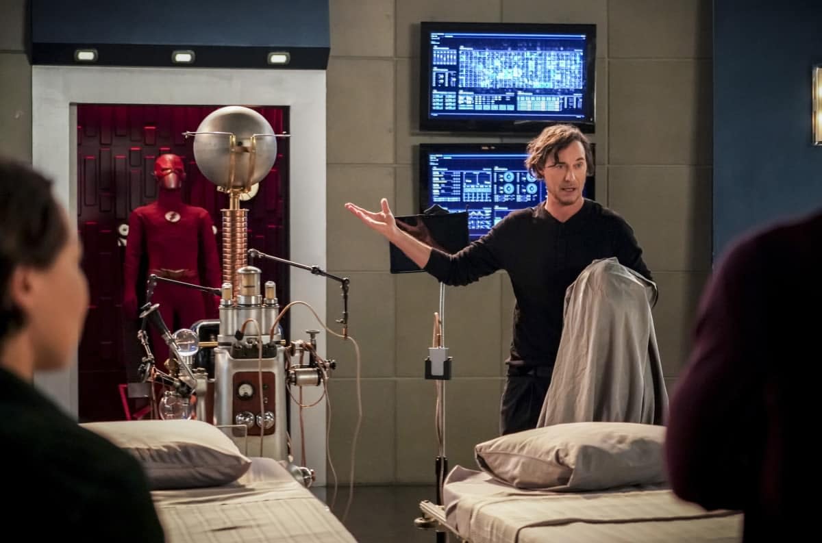 'The Flash' Review: "Memorabilia" Reveals Secrets, Perceptions, and Lies [SPOILERS]