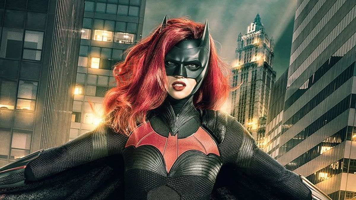 Batwoman Ruby Rose Reveals Surgery Prevented Paralysis [video]