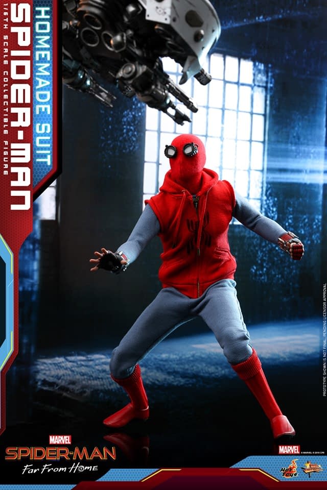 Fight through Mysterio's Illusions with New Hot Toys Spider-Man Figure