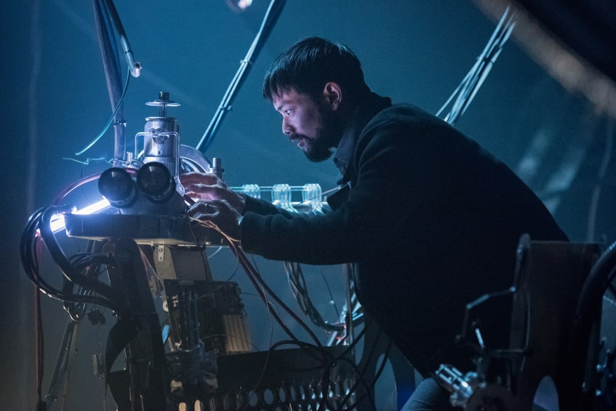 "Crisis" Management: CW Releases "Arrow" Preview Images, Chapter Overview