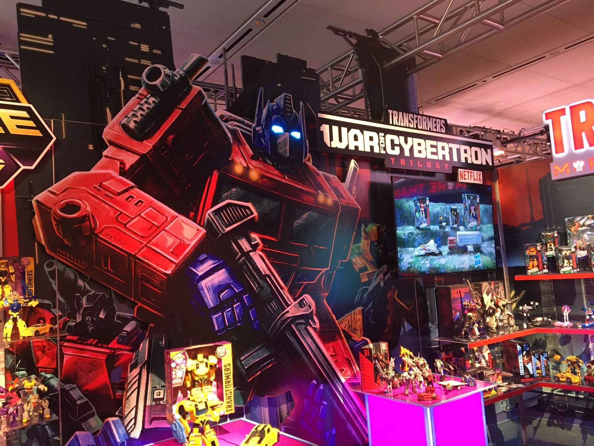 New York Toy Fair 2020 We Tour The Hasbro Transformers Display!