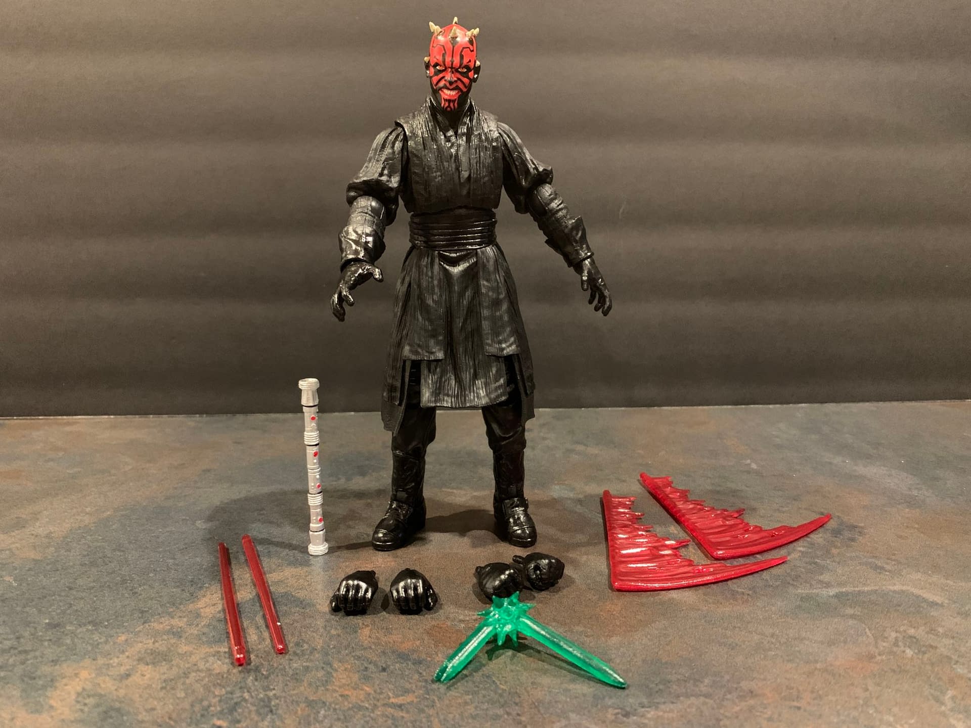Let's Take A Look At Diamond Select's New Star Wars Darth Maul Figure