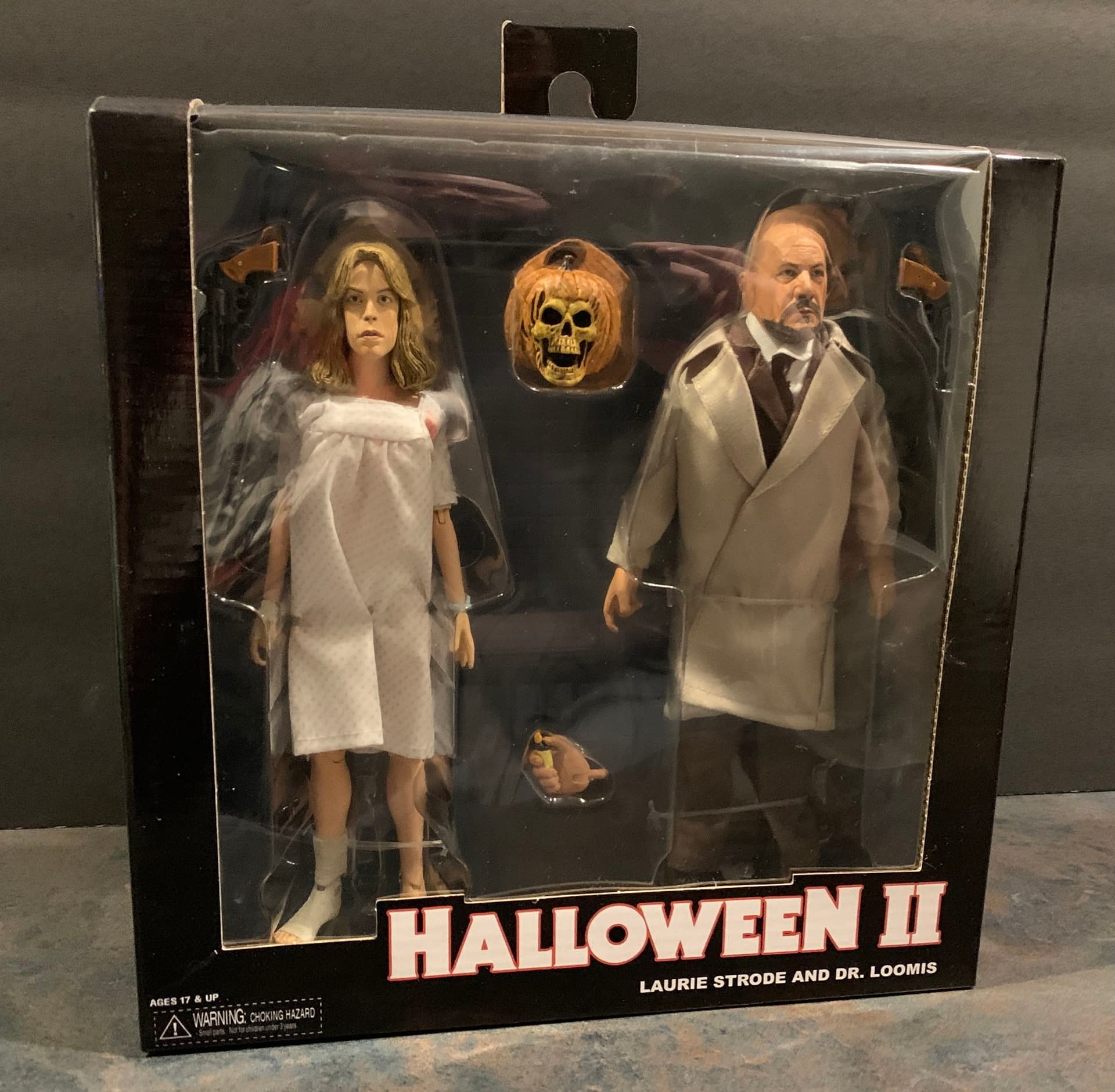 Let's Take A Look At NECA's New Halloween 2 Loomis/Laurie Two Pack