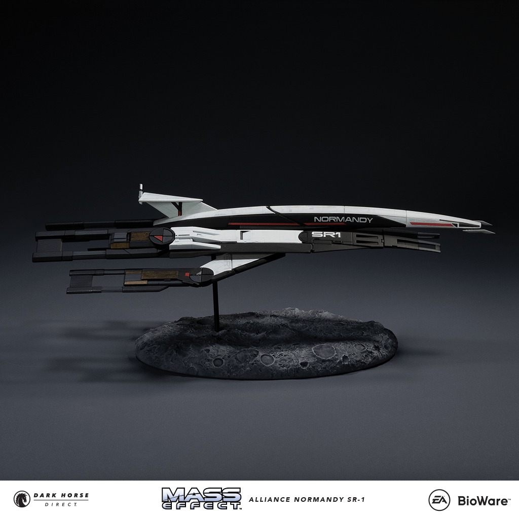 Mass Effect Normandy Sr 1 Takes Off Once Again With Dark Horse Statue