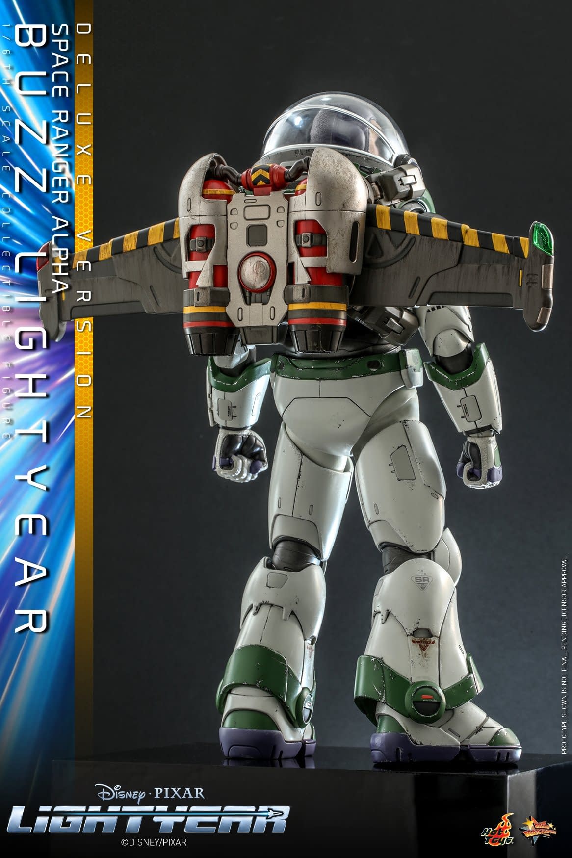 hot toys buzz lightyear