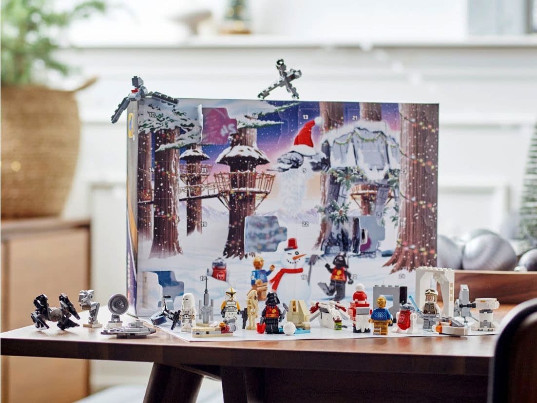 LEGO Debuts New Star Wars Advent Calendar with 8 Mini-figures for 22'
