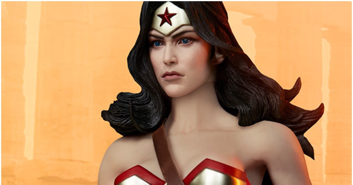 realistic wonder woman figure