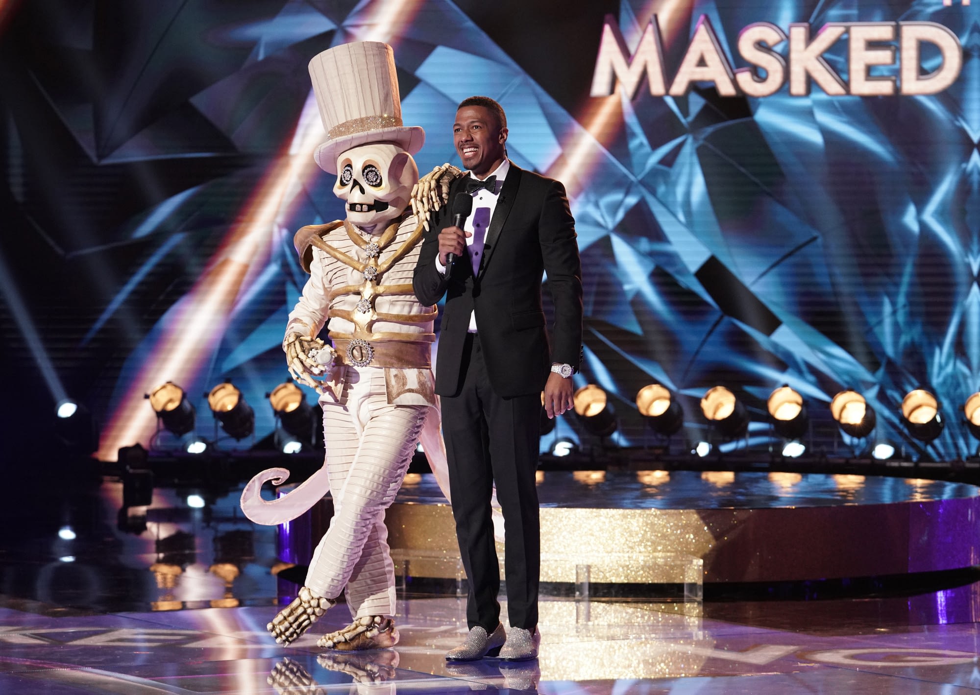 The Masked Singer S02 Week 1 Review Cracks Us Up Melts Hearts