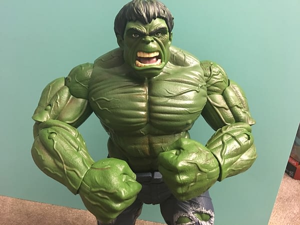 Hulk 12 Inch Marvel Legends Figure Smashes All Other Hulks