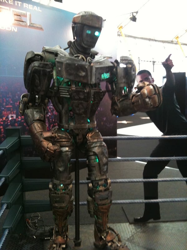 Atom The Boxing Robot From Real Steel Is Lurking At Big Screen