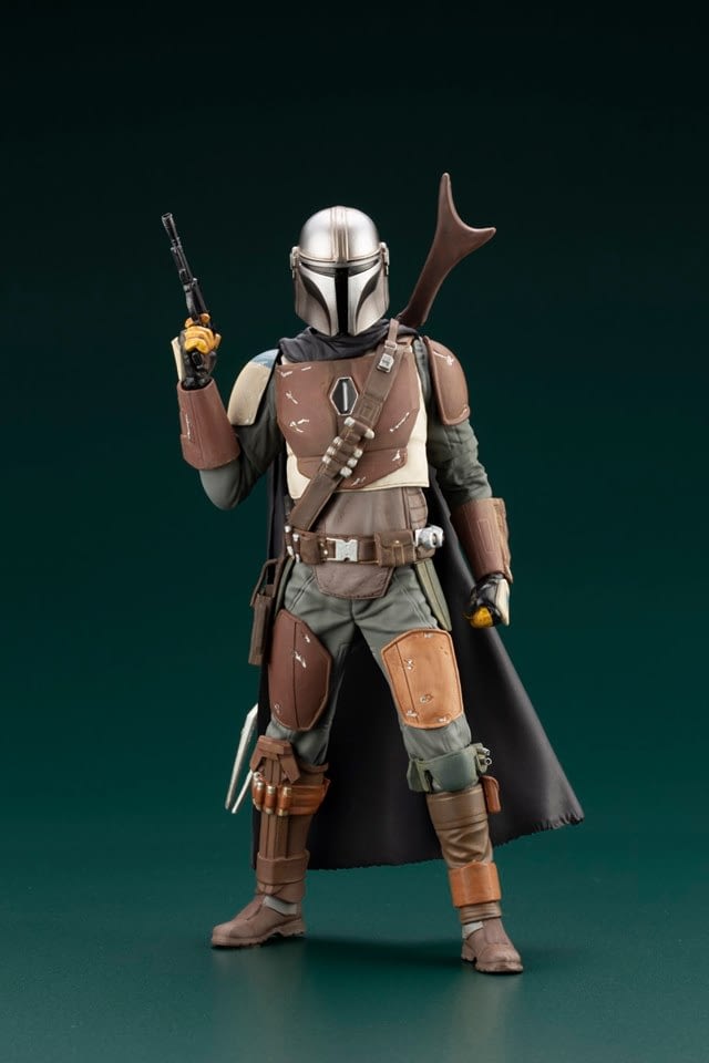 mandalorian artfx  statue