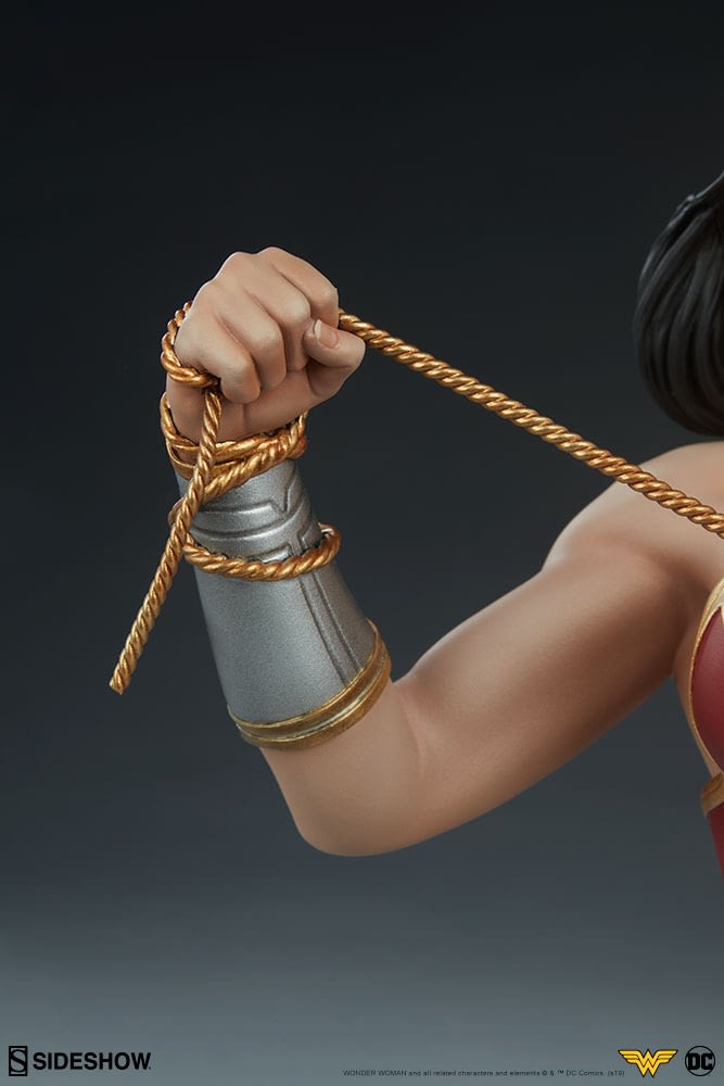 wonder woman bust sideshow