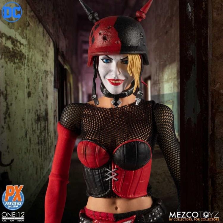 mezco deluxe harley quinn